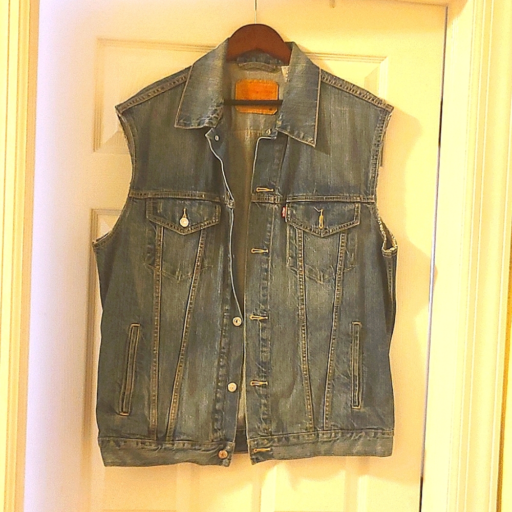 Levis denim vest